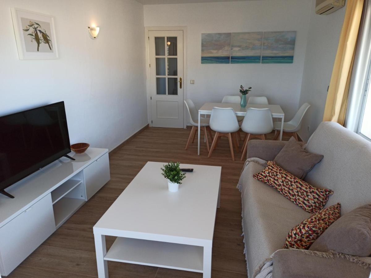 Apartamento En Edificio Stella Maris ฟูเอนฮิโรลา ภายนอก รูปภาพ